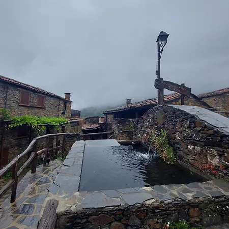 Cantinho Do 度假居 *